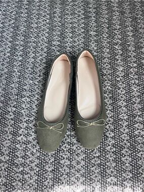 Women's Olive Green Suede Bow Ballet Flats